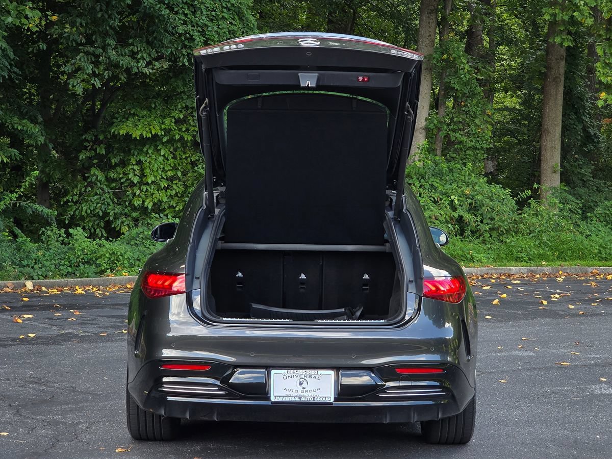 Used 2022 Mercedes-Benz EQS 580 4MATIC Sedan w/ Exclusive Trim Package image 82