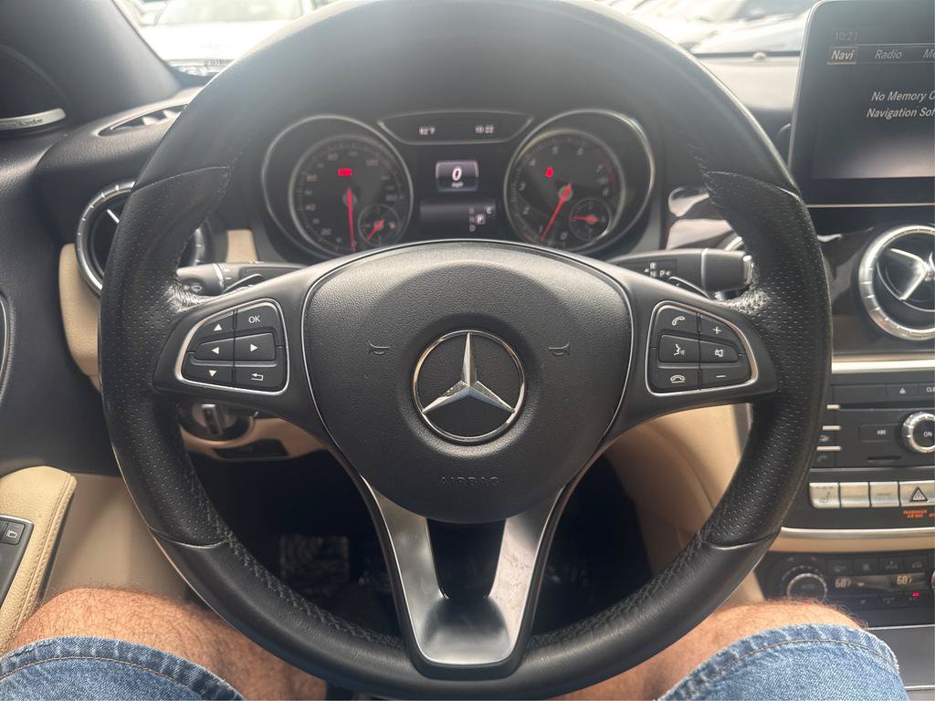 Used 2017 Mercedes-Benz CLA 250 image 16