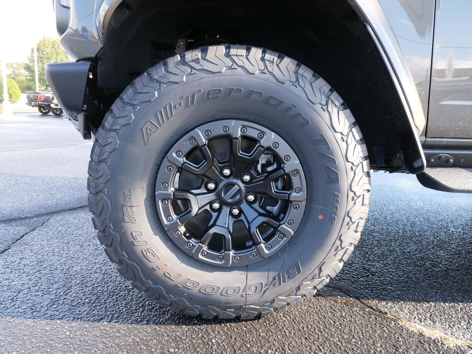 New 2025 Ford Bronco Raptor w/ Interior Carbon Fiber Pack image 13
