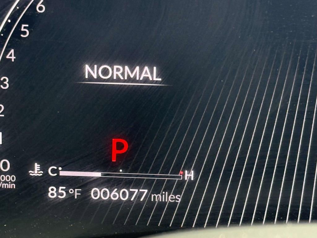 Used 2025 Acura TLX w/ Technology Package image 17