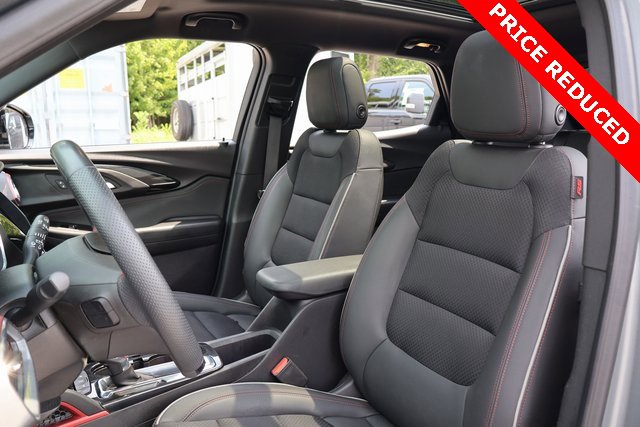 Used 2023 Chevrolet TrailBlazer RS w/ Sun and Liftgate Package image 15