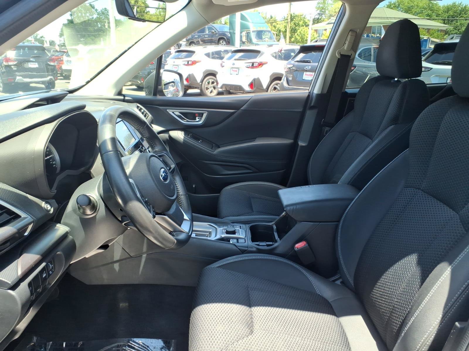 Used 2020 Subaru Forester Premium AWD/4WD image 14