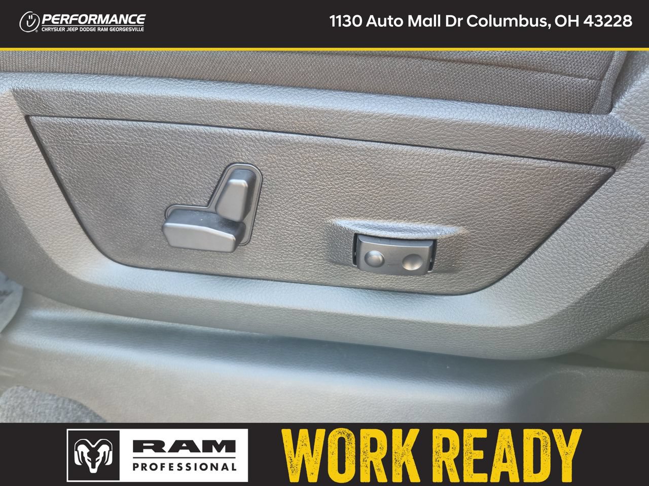 New 2026 RAM 2500 Big Horn AWD/4WD image 19