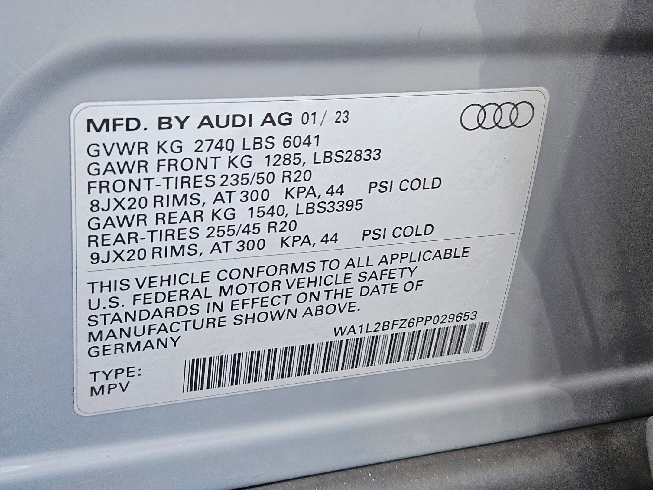 Used 2023 Audi Q4 e-tron Premium Plus w/ Premium Plus AWD/4WD image 33