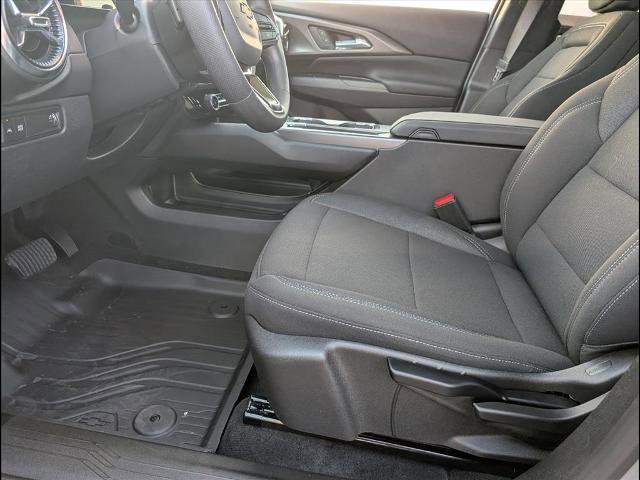 New 2026 Chevrolet Equinox EV LT image 11