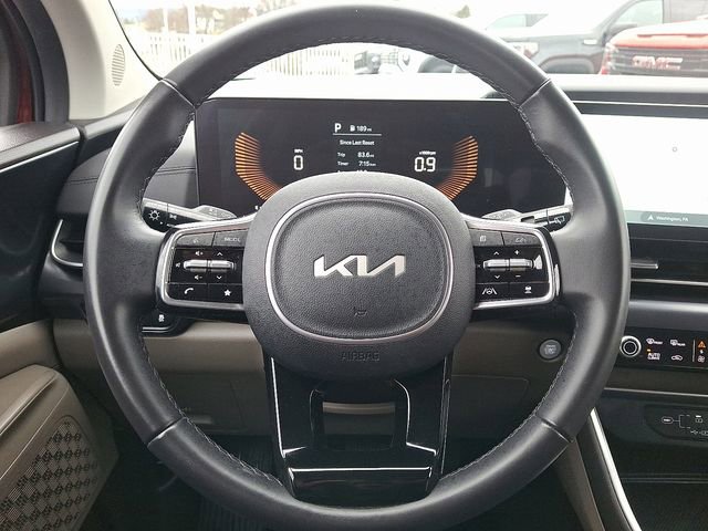 Used 2025 Kia Carnival image 22