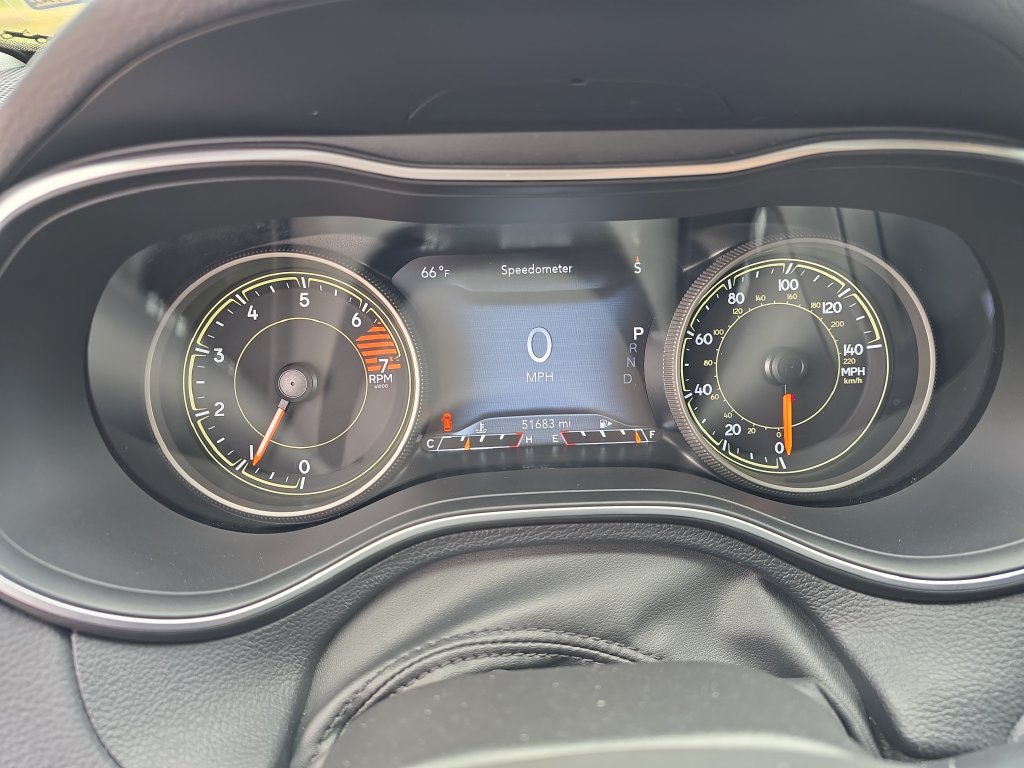 Used 2023 Jeep Cherokee Altitude Lux AWD/4WD image 17