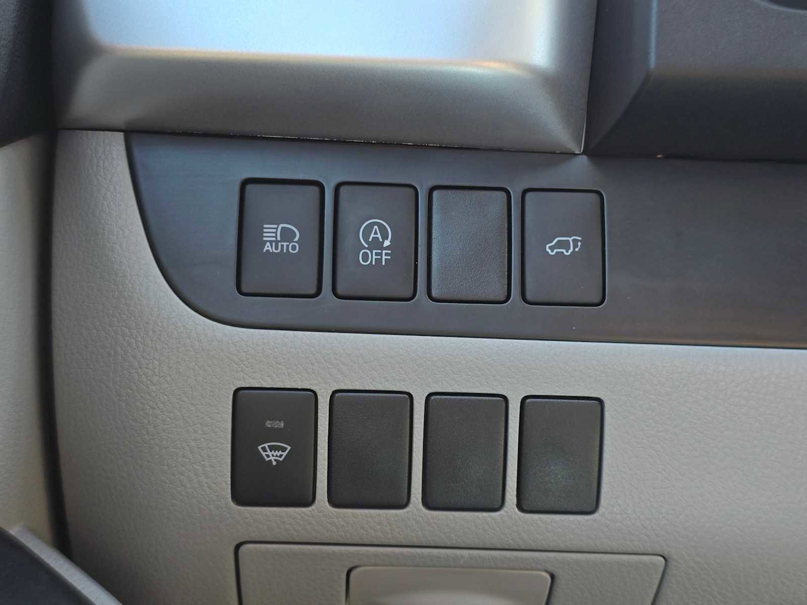 Used 2017 Toyota Highlander XLE image 34