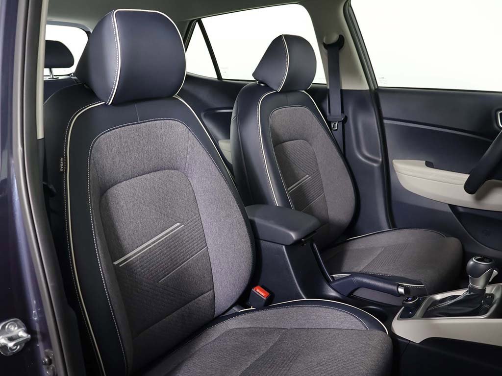 Certified 2023 Hyundai Venue Limited image 27