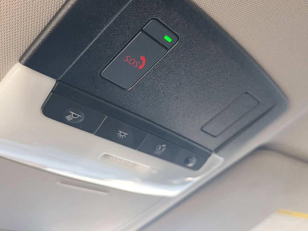 Used 2024 Nissan Pathfinder SV FWD image 32