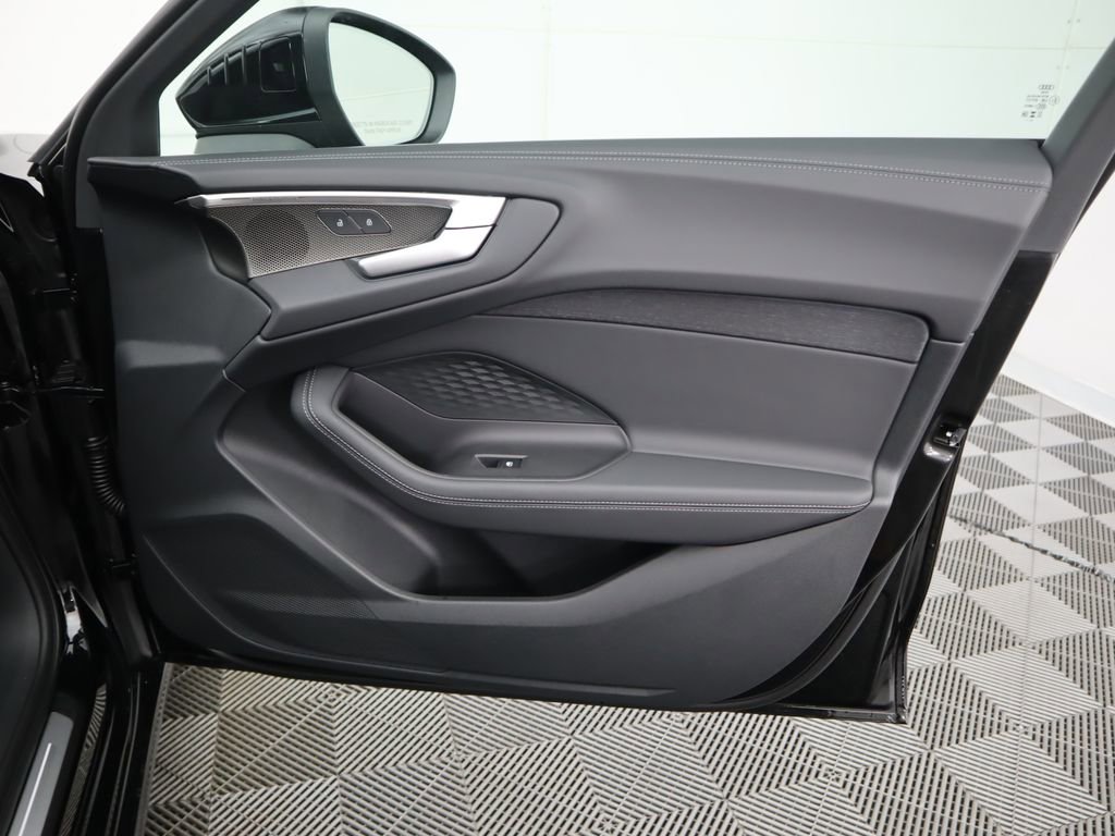 Used 2025 Audi A5 2.0T Premium Plus w/ Premium Plus image 27