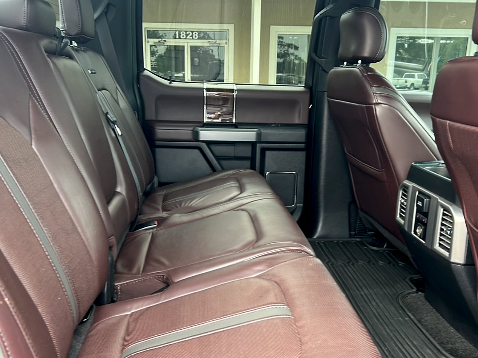Used 2017 Ford F450 Platinum w/ Platinum Ultimate Package AWD/4WD image 6