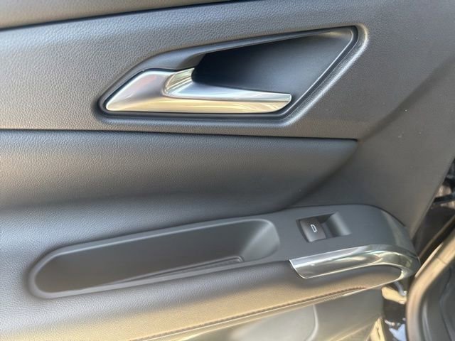 New 2026 Chevrolet Traverse Z71 w/ LPO, Floor Liner Package AWD/4WD image 26