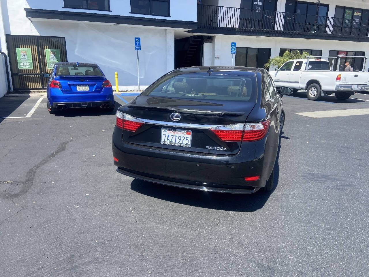 Used 2013 Lexus ES 300h w/ Luxury Pkg FWD image 7