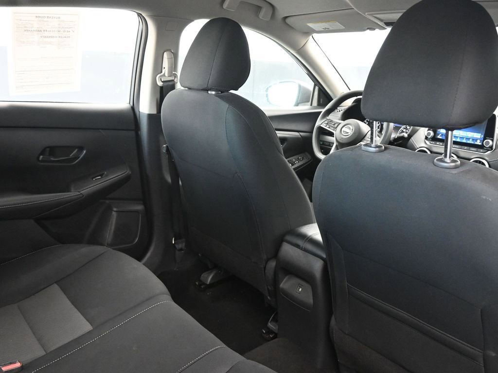 Used 2024 Nissan Sentra SV image 15