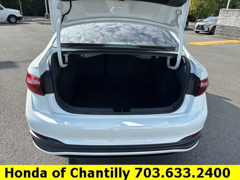 Used 2023 Volkswagen Jetta Sport FWD image 29