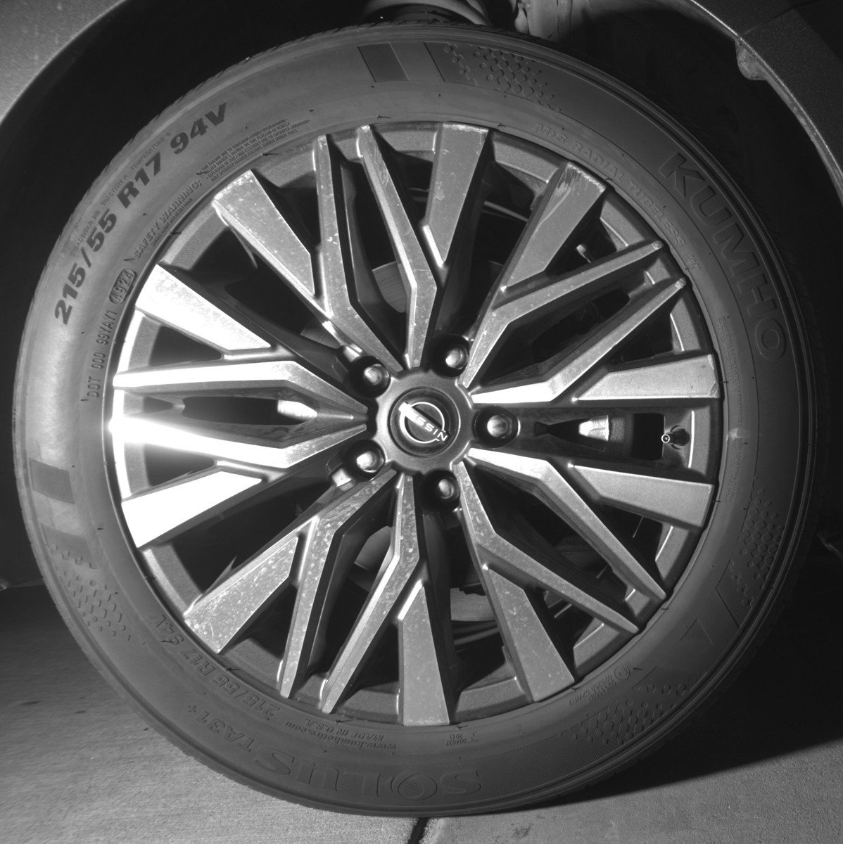 Used 2025 Nissan Altima 2.5 SV image 13