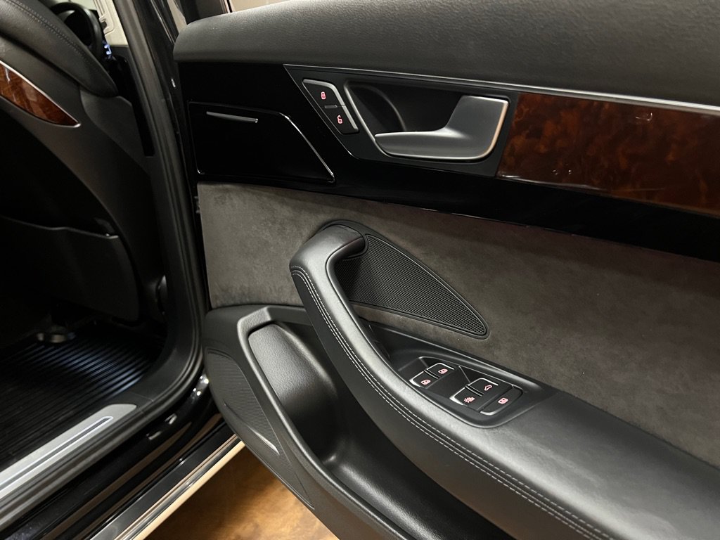 Used 2014 Audi A8 L TDI w/ Premium Package AWD/4WD image 40
