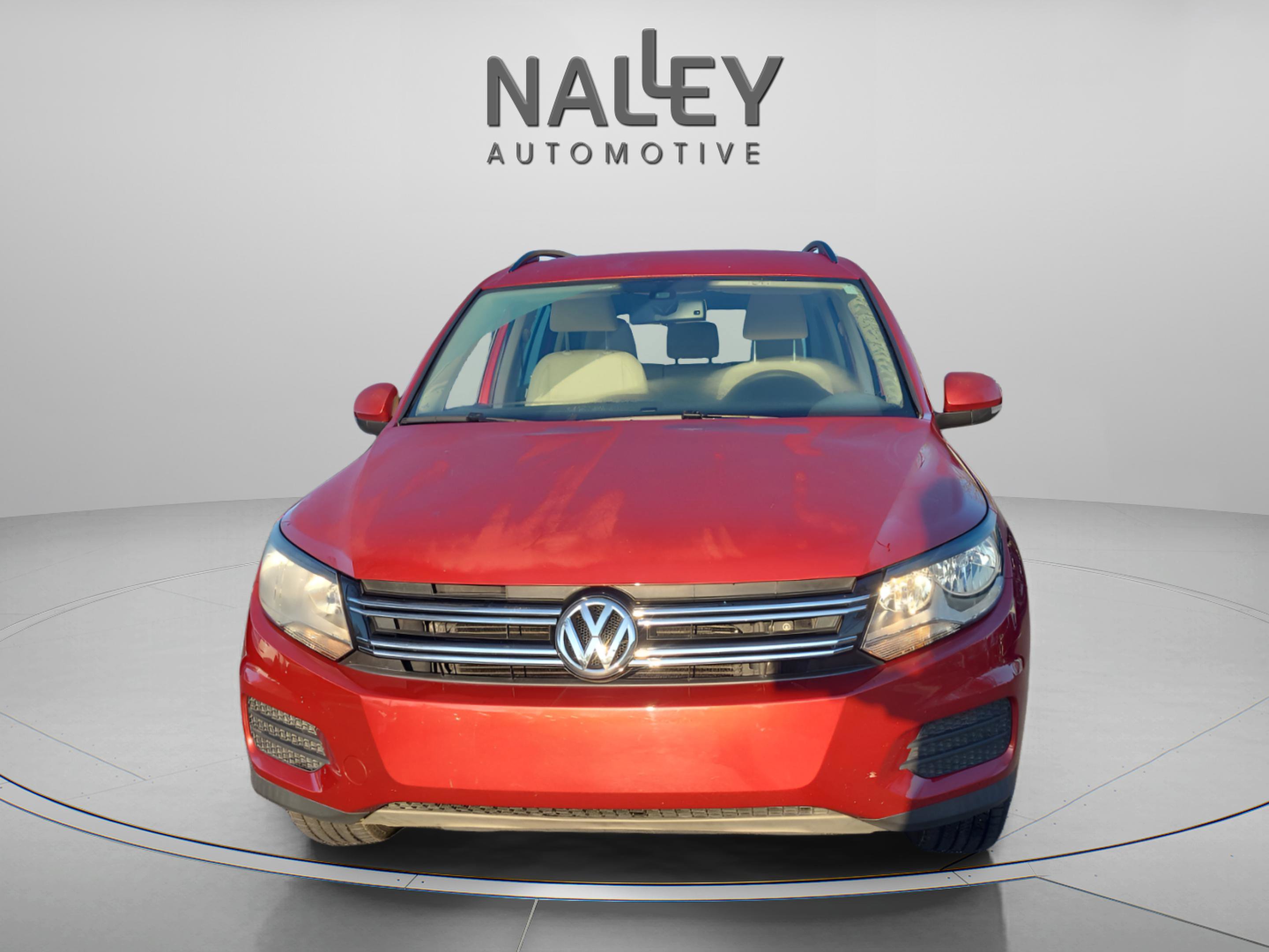 Used 2016 Volkswagen Tiguan S image 8