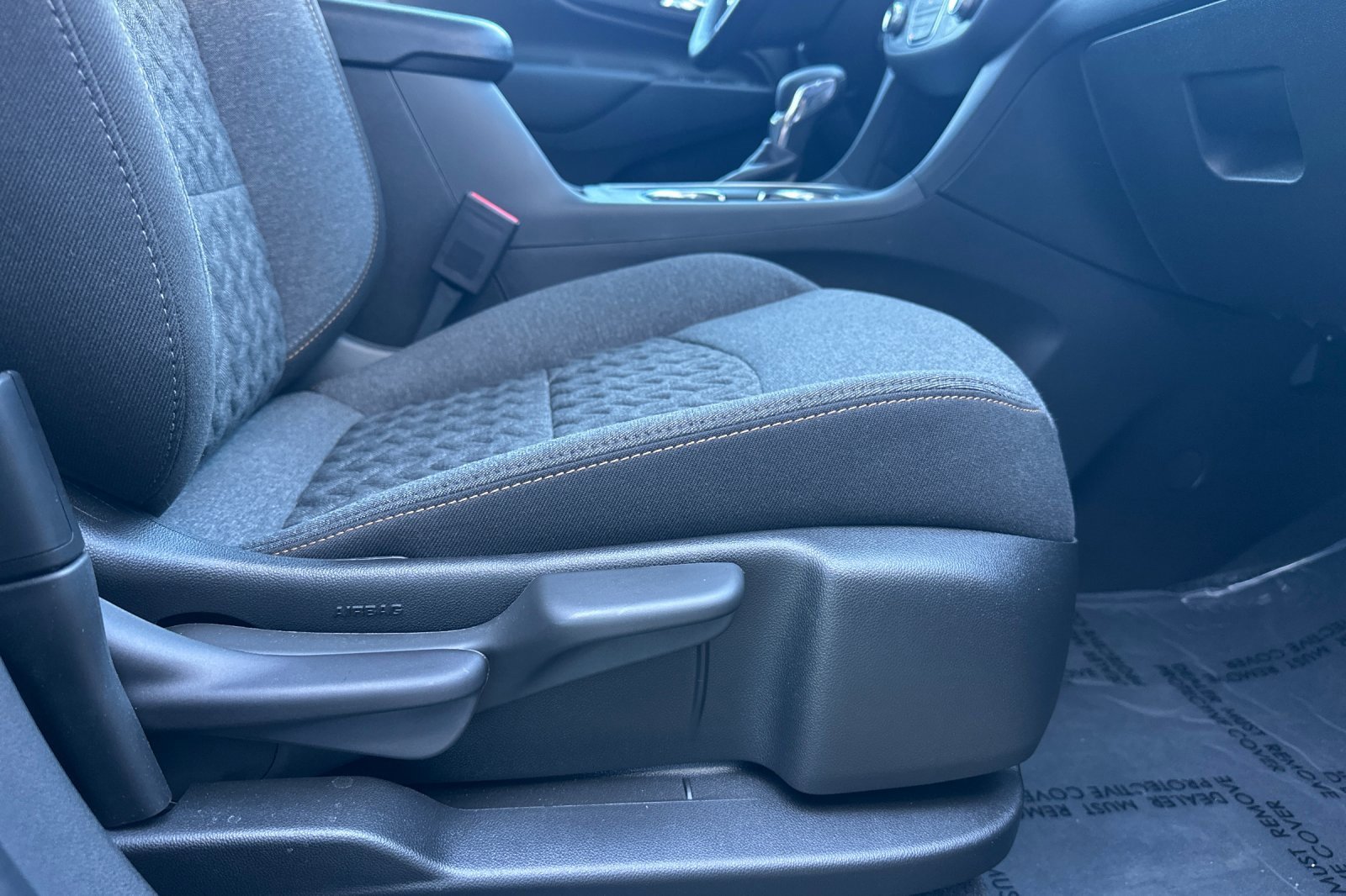 Used 2024 Chevrolet Equinox LT image 23