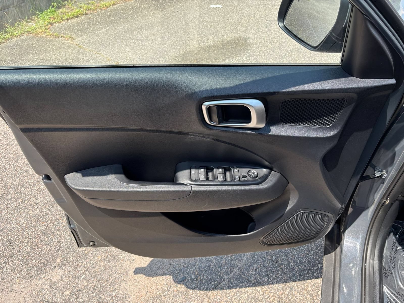 Used 2026 Hyundai Venue SEL FWD image 18