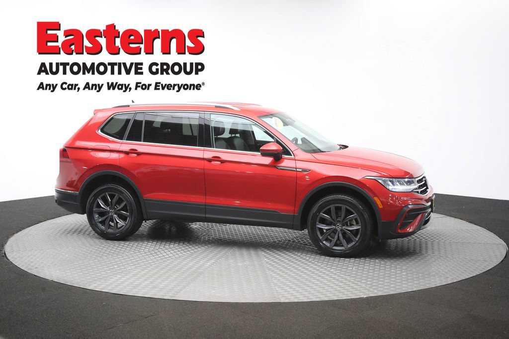 Used 2023 Volkswagen Tiguan SE AWD/4WD image 44
