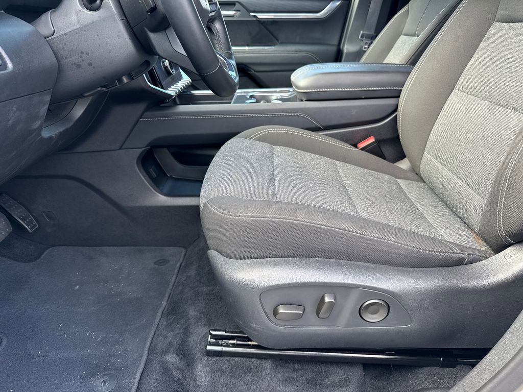 Certified 2025 GMC Acadia Elevation image 10