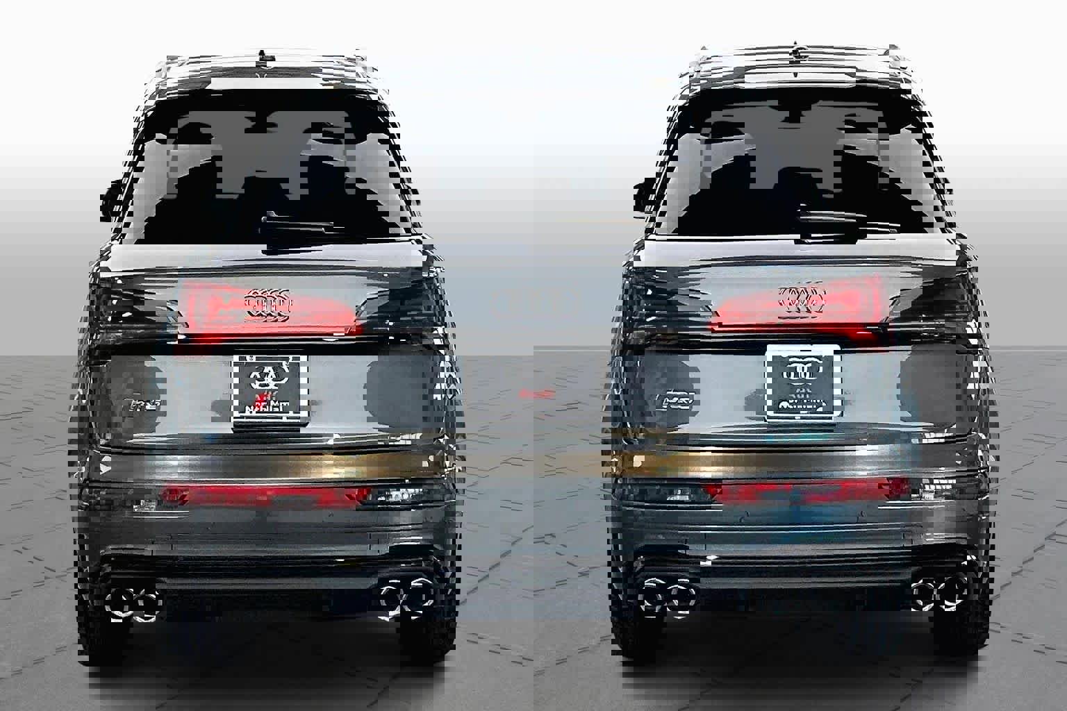 Used 2021 Audi SQ5 Premium Plus w/ Premium Plus Package image 4