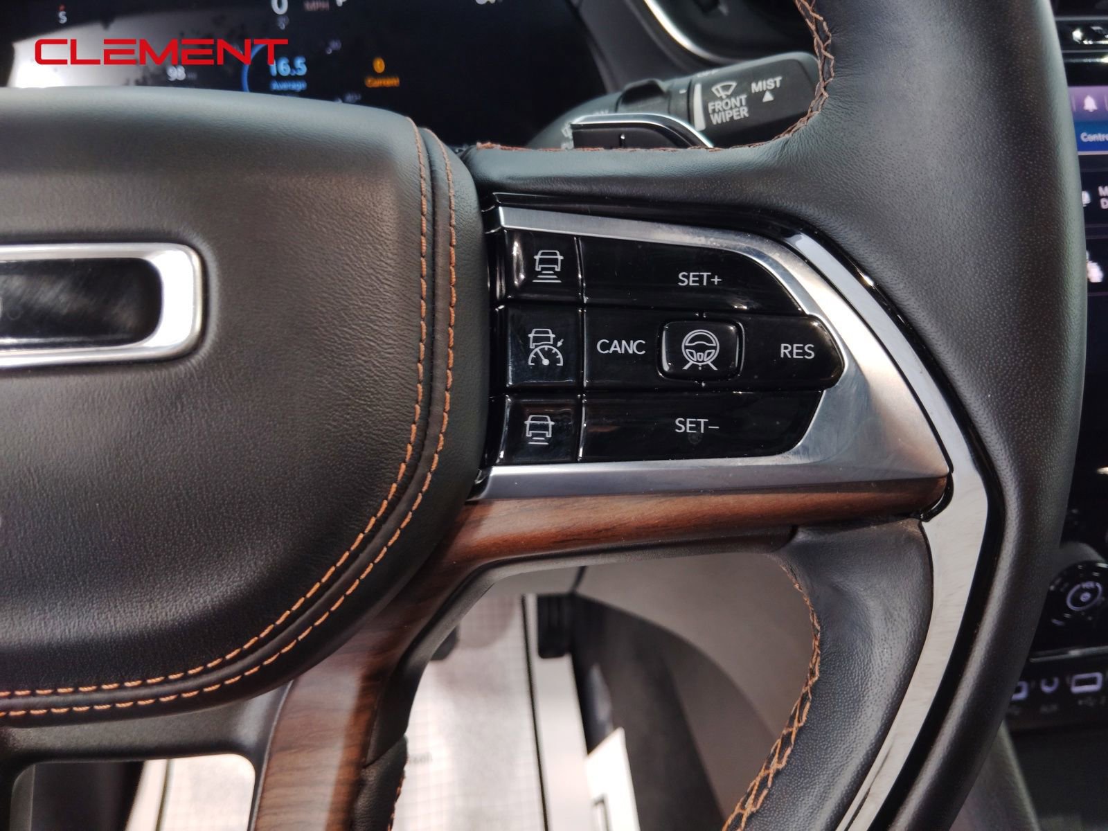 Used 2022 Jeep Grand Cherokee L Summit w/ Advanced Protech Group IV image 12