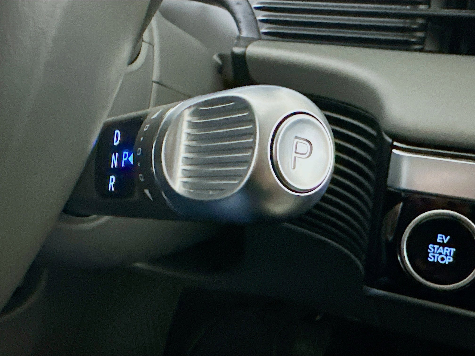 Used 2024 Hyundai Ioniq 5 SE image 25