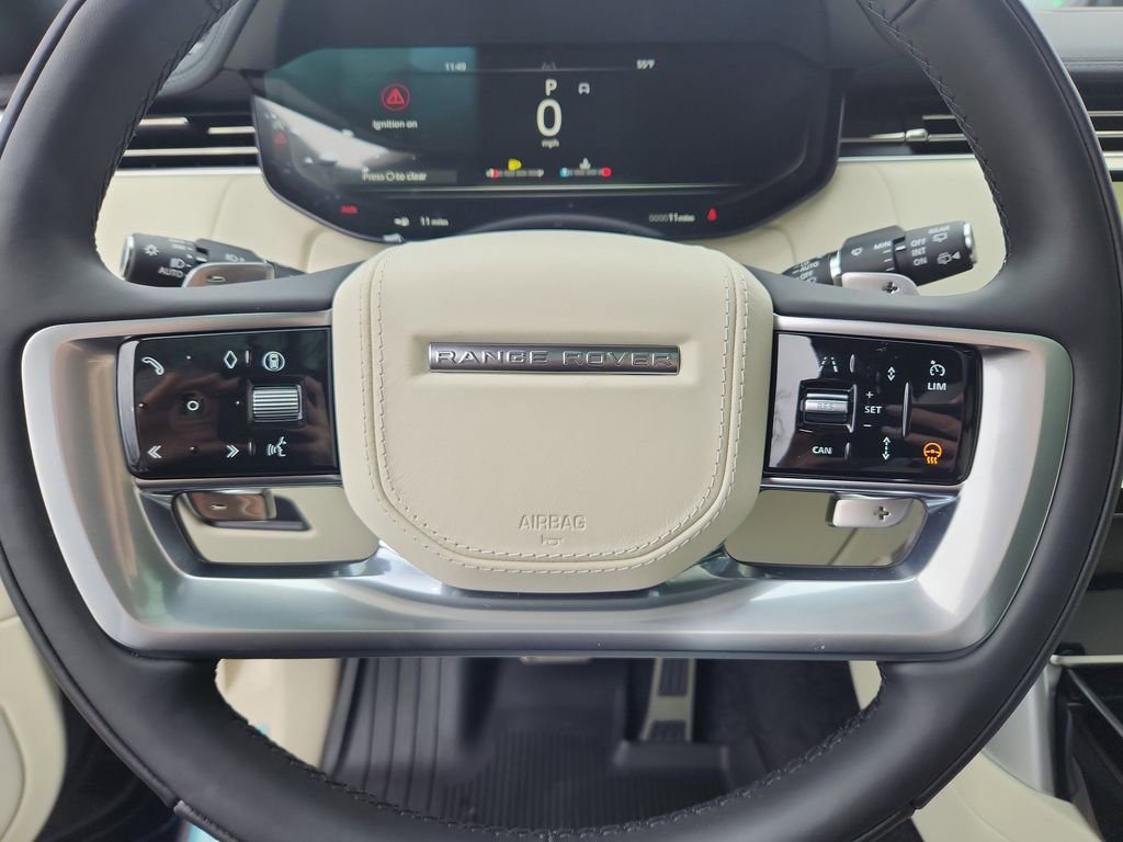 New 2026 Land Rover Range Rover Long Wheelbase SE image 18