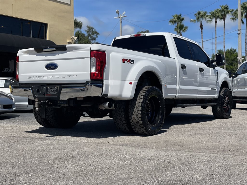 Used 2019 Ford F350 XLT AWD/4WD image 13