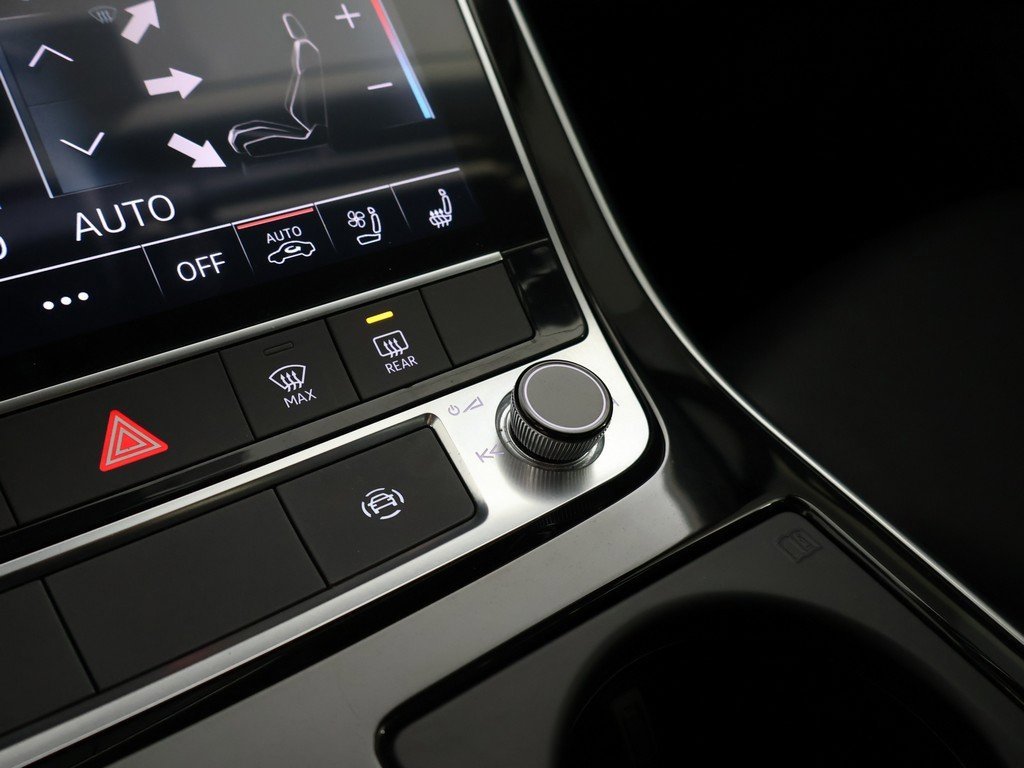 Used 2022 Audi Q7 3.0T Premium Plus w/ Premium Plus Package image 56