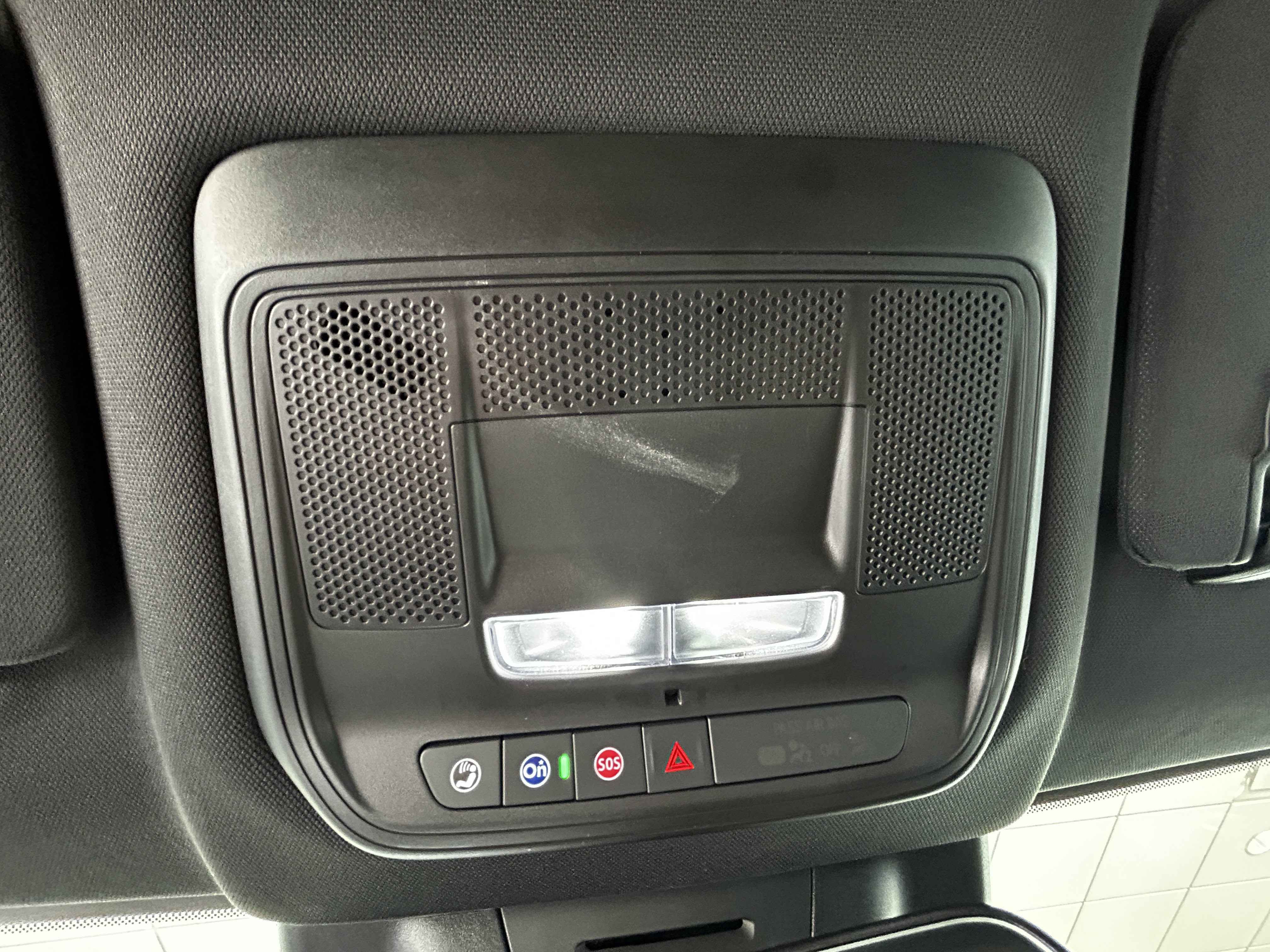 Used 2025 Chevrolet Equinox EV LT w/ Convenience Package FWD image 16