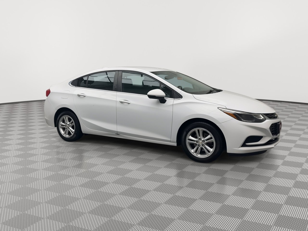 Used 2017 Chevrolet Cruze LT w/ Convenience Package image 36