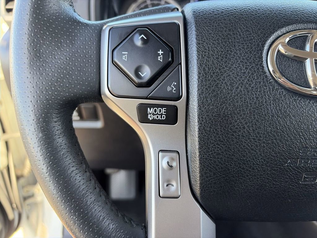 Used 2021 Toyota 4Runner Limited AWD/4WD image 15