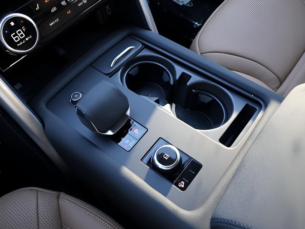 New 2026 Land Rover Discovery Limited Edition image 27