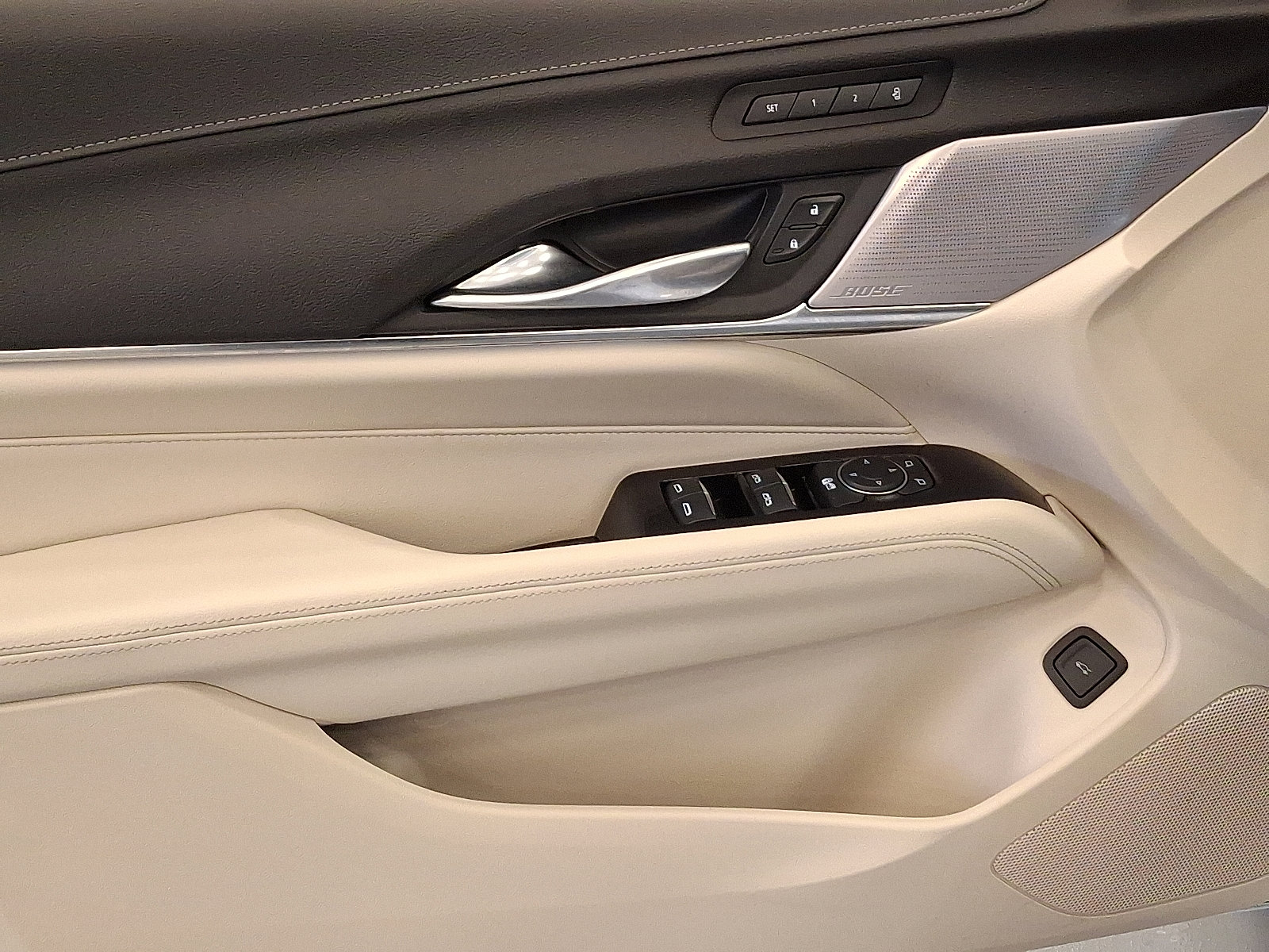 Used 2024 Cadillac CT4 Premium Luxury image 12