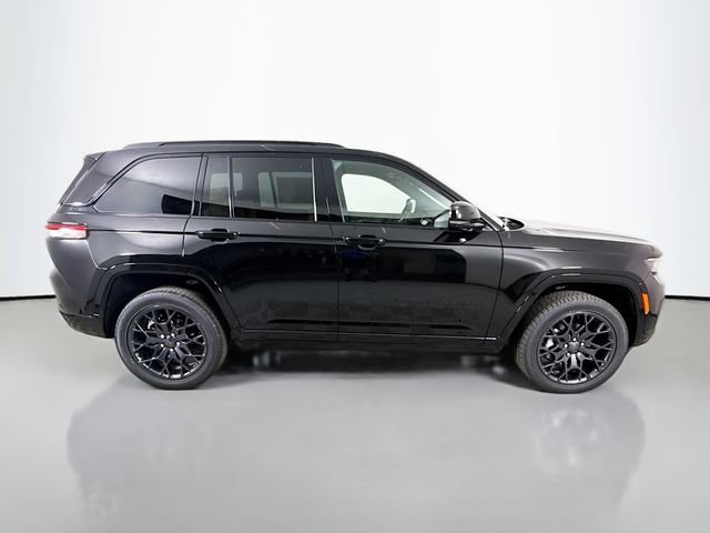 Used 2025 Jeep Grand Cherokee Summit w/ Obsidian Package AWD/4WD image 8