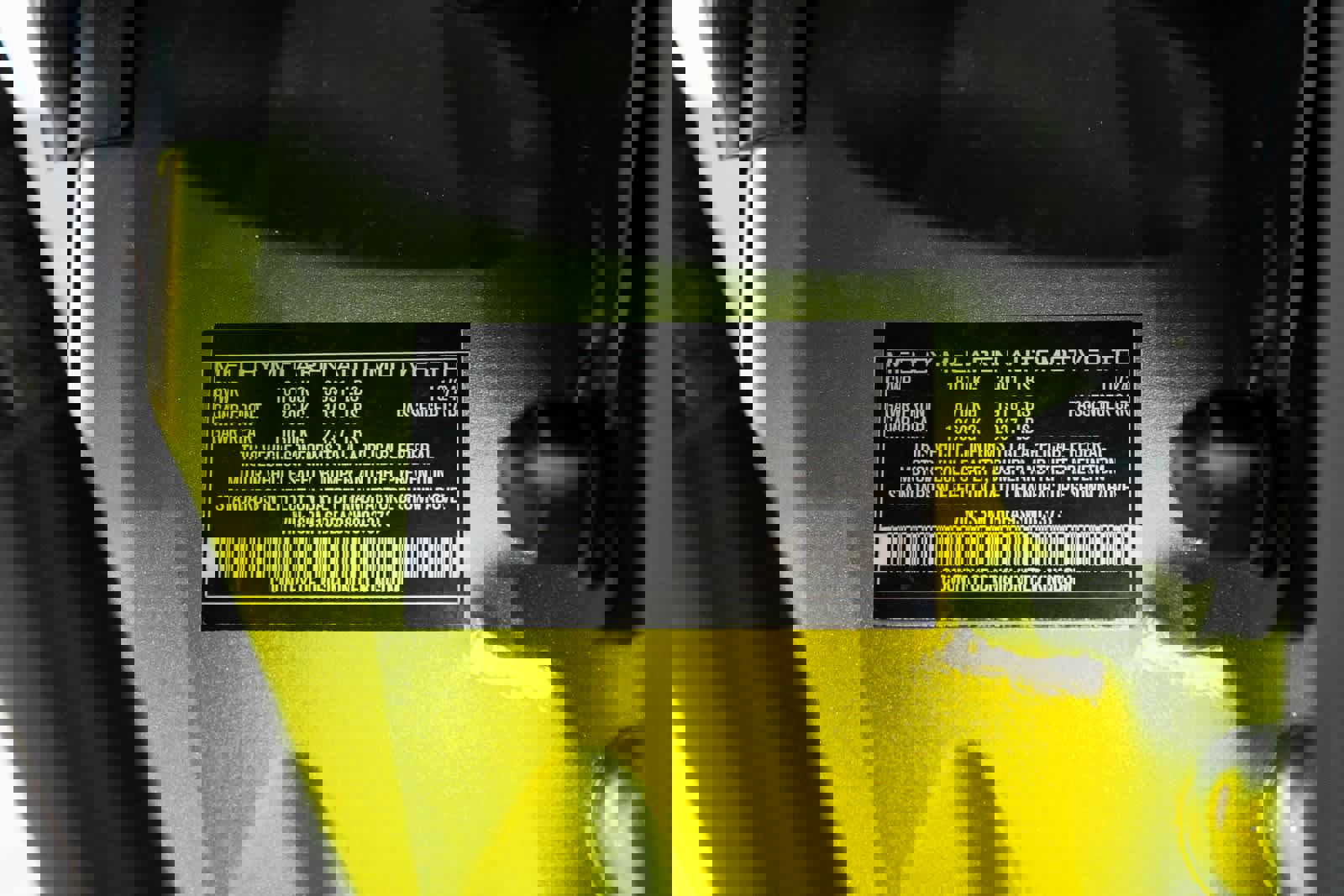 Used 2025 McLaren Artura Spider image 21