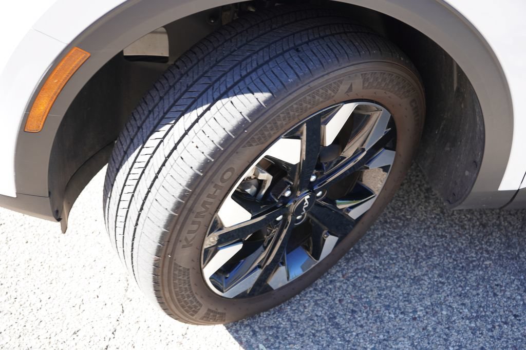 Certified 2024 Kia Sportage X-Line w/ X-Line Premium Package AWD/4WD image 13
