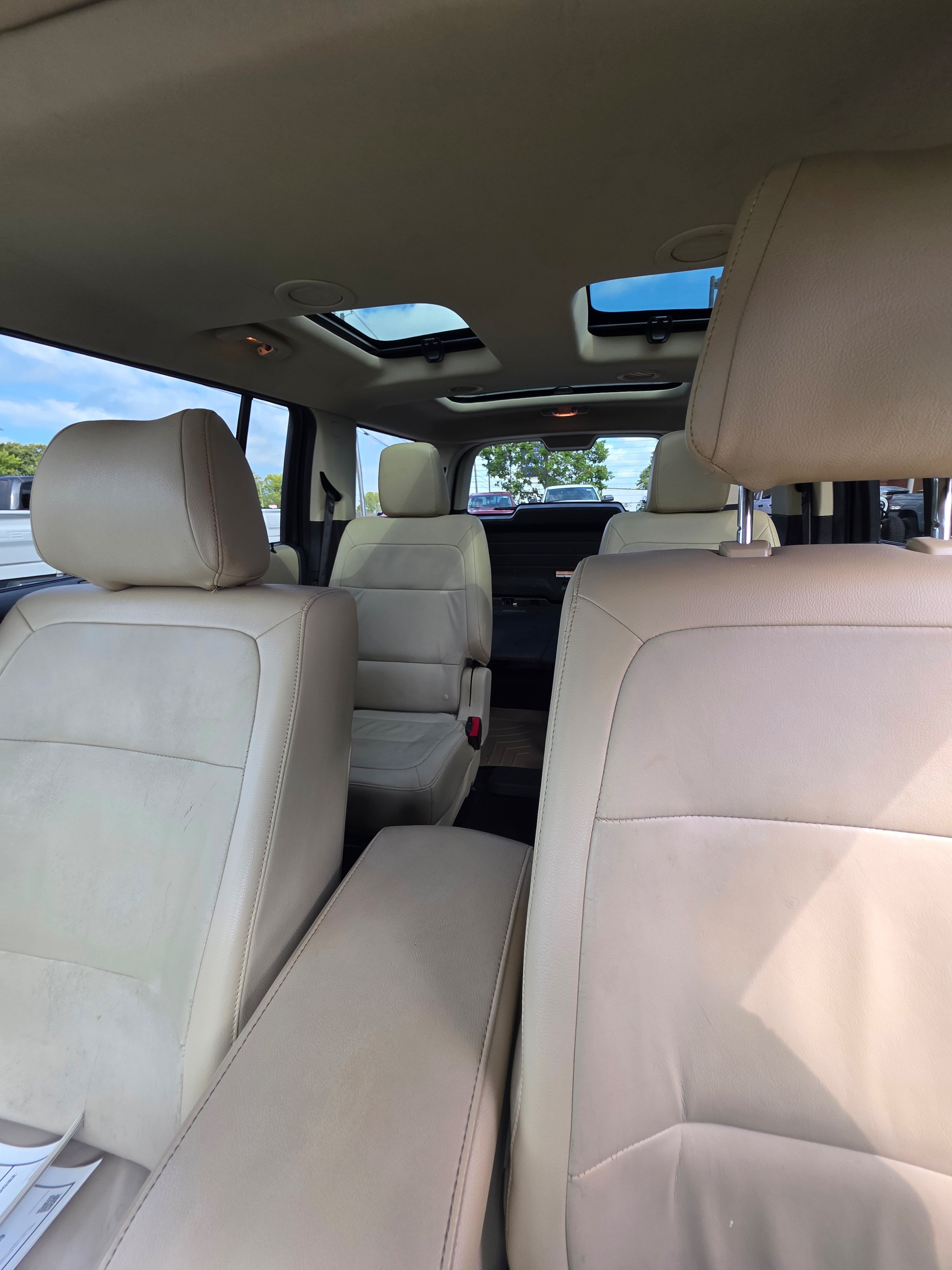 Used 2017 Ford Flex SEL w/ Equipment Group 202A FWD image 19