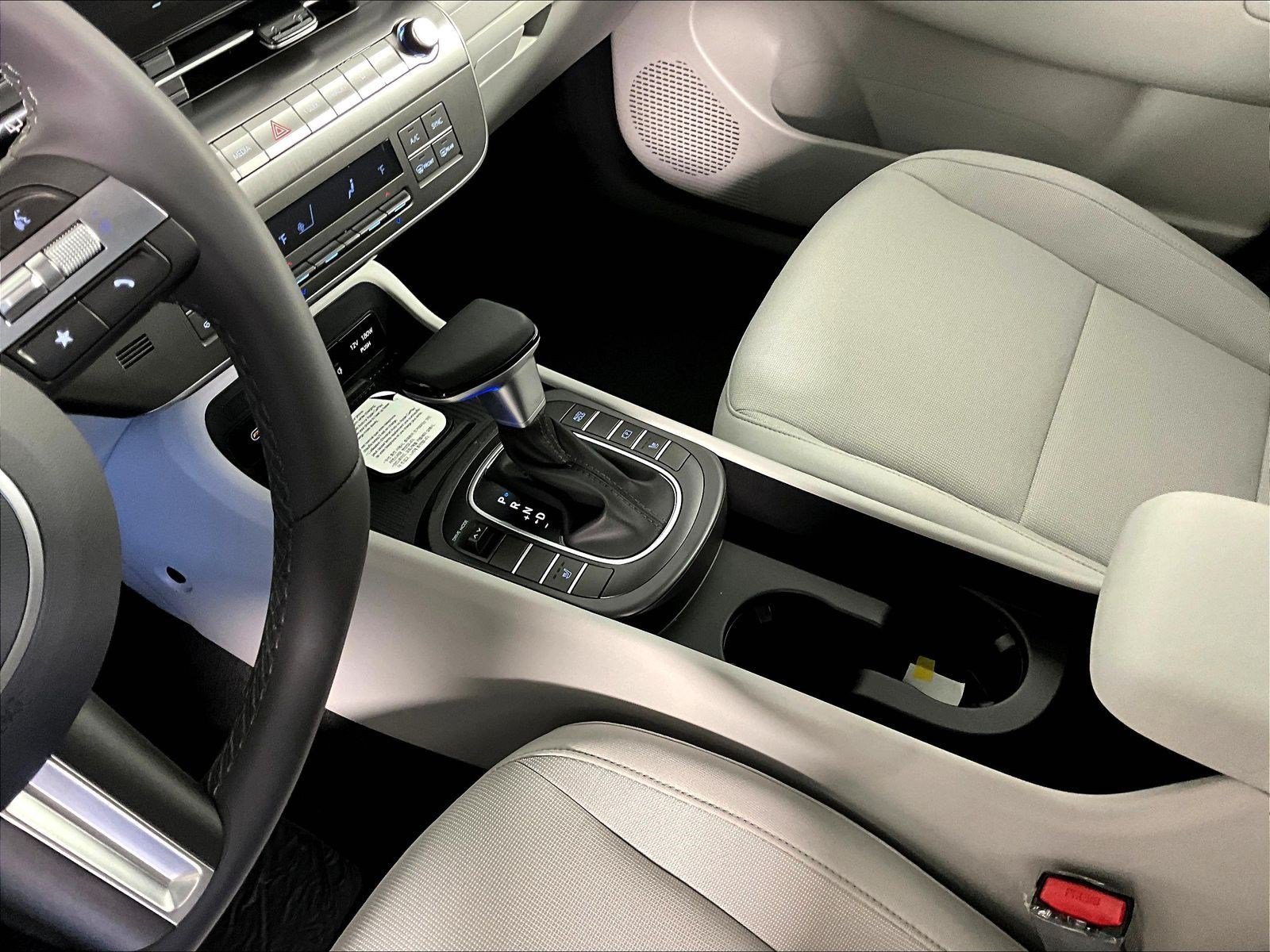 New 2027 Hyundai Kona SEL Sport FWD image 12