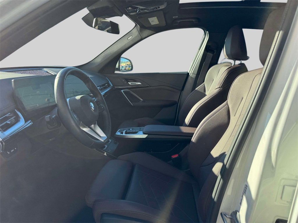 Certified 2025 BMW X1 xDrive28i w/ Convenience Package image 11