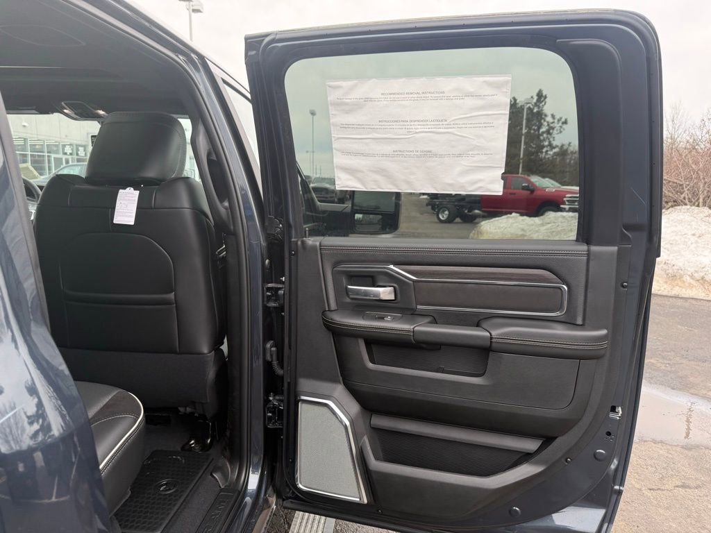 New 2025 RAM 2500 Laramie image 25