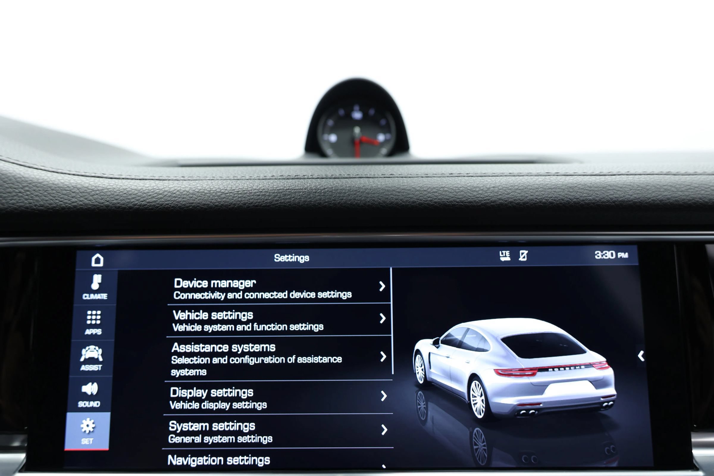 Used 2020 Porsche Panamera AWD/4WD image 42