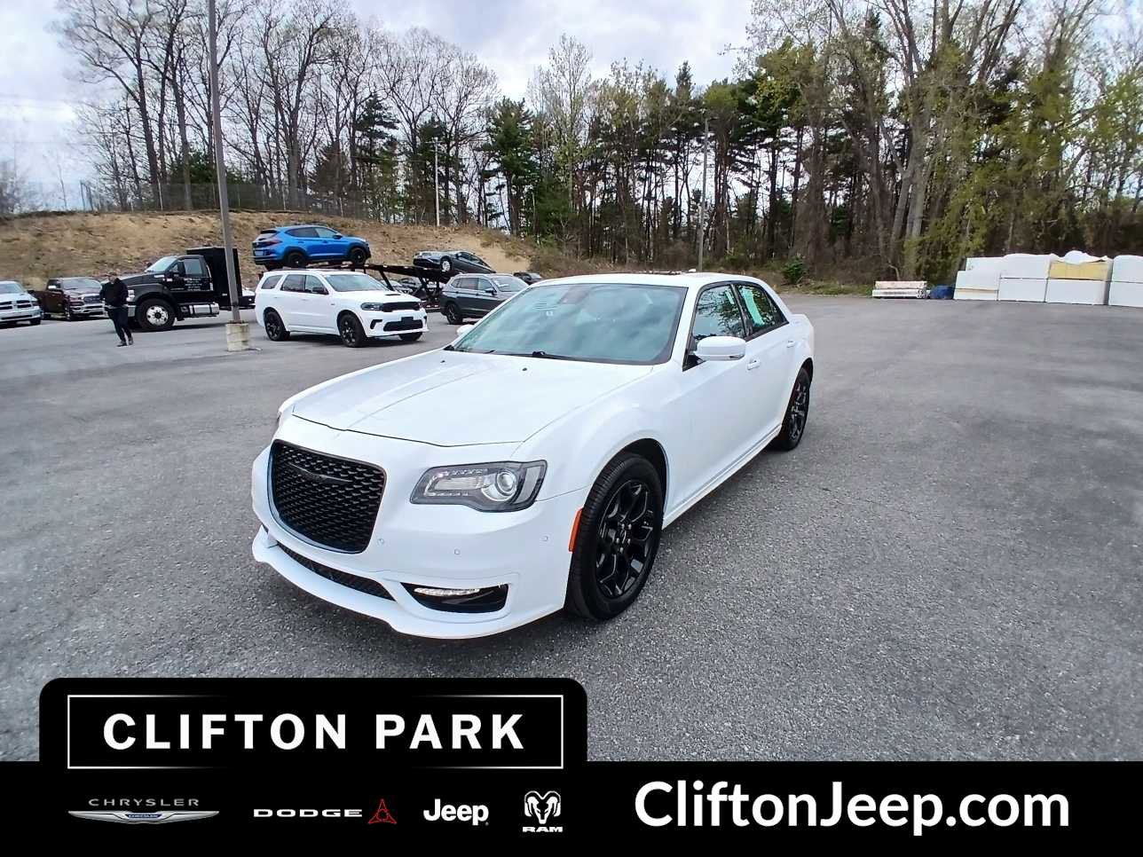 Used 2023 Chrysler 300 Touring L w/ Popular Equipment Group