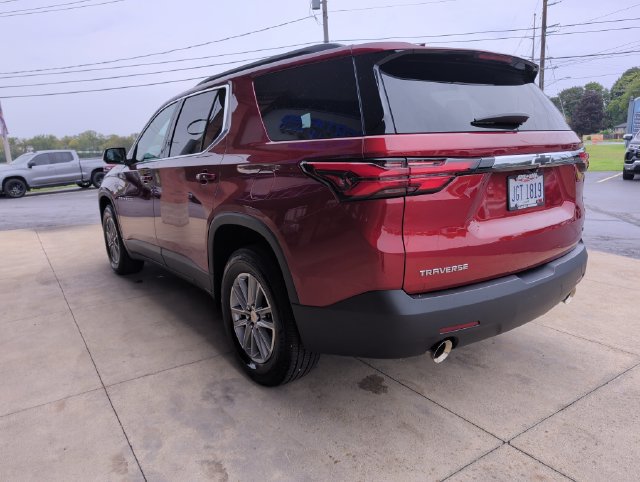 Used 2023 Chevrolet Traverse LT FWD image 6