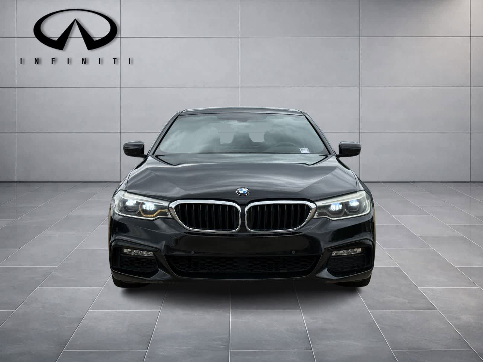 Used 2017 BMW 540i RWD image 2