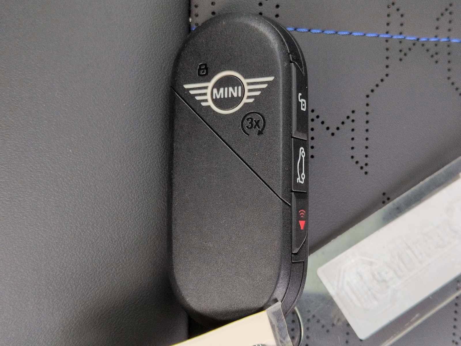 Used 2025 MINI Cooper S image 34